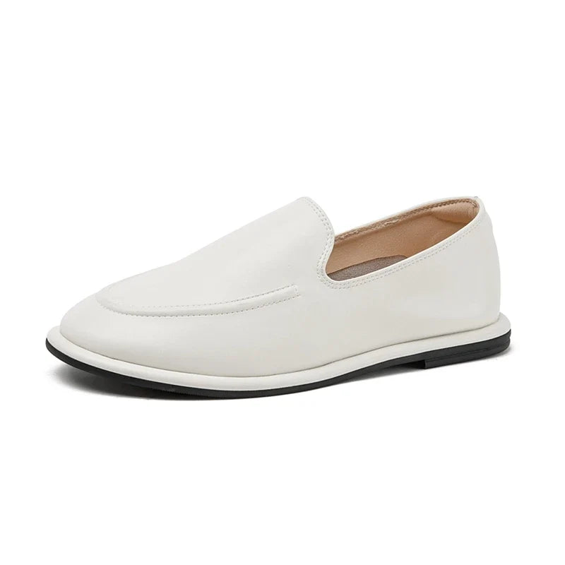 Mocassins femme à enfiler à bout rond épuré