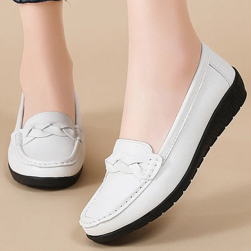 Mocassins femme à bout rond avec bride tressée