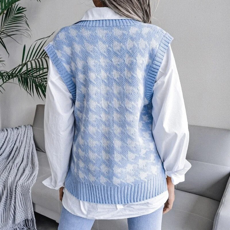 Women's Knitted Vest with Houndstooth Pattern | V Neck