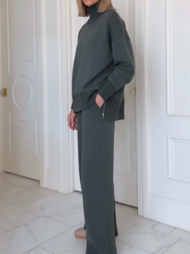 Conjunto de Dos Piezas con Cuello Alto y Cremallera, Pantalones Rectos