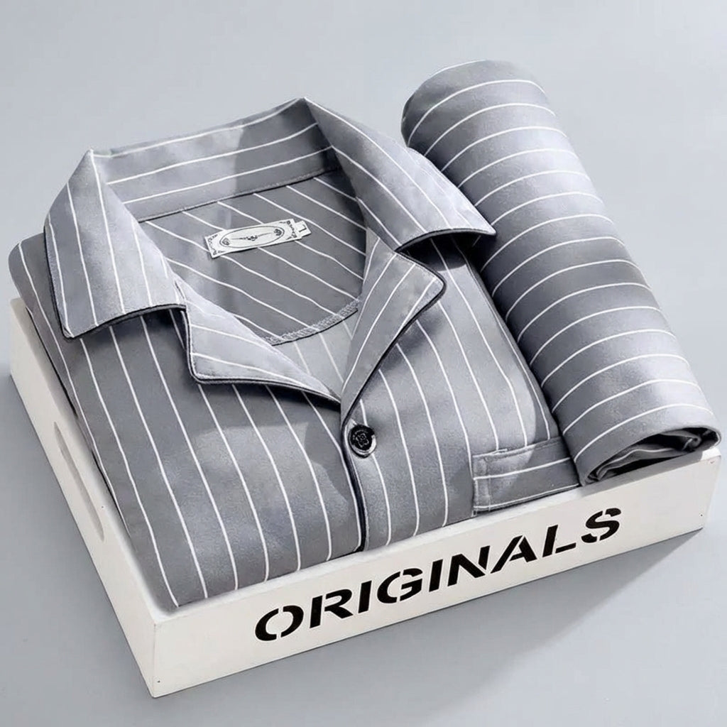 Pyjama set met overhemd en knoopsluiting
