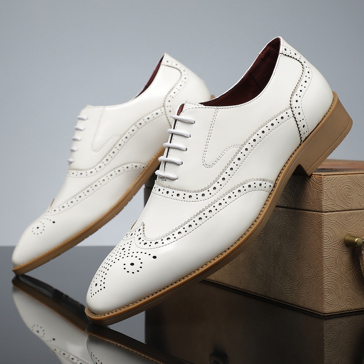 WINGTIP BROGUE SHOES FOR MEN